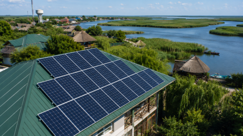 Se pot amplasa panouri fotovoltaice în Rezervația Biosferei Delta Dunării?
